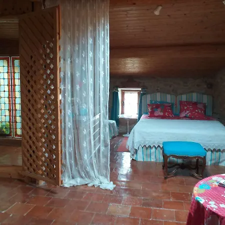 Riverside Bed & Breakfast *